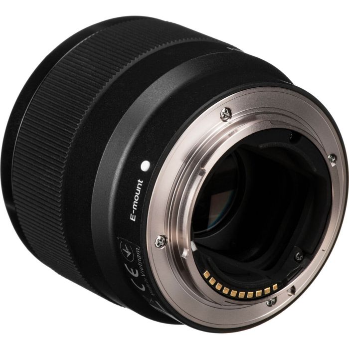 Sony FE 50mm f/1.8 - BIGCamera : ศูนย์รวมกล้องดิจิตอลที่มีความสุข